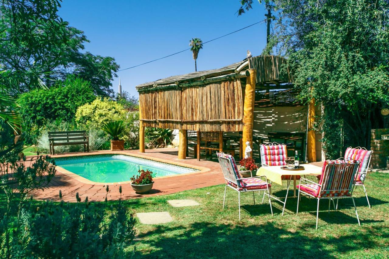Langenhoven B&B Oudtshoorn Bagian luar foto