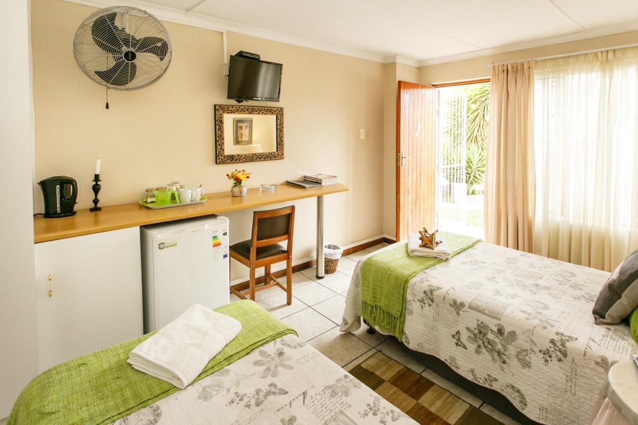 Langenhoven B&B Oudtshoorn Bagian luar foto