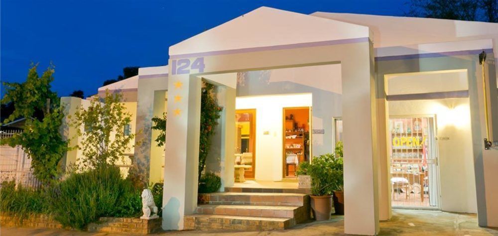 Langenhoven B&B Oudtshoorn Bagian luar foto